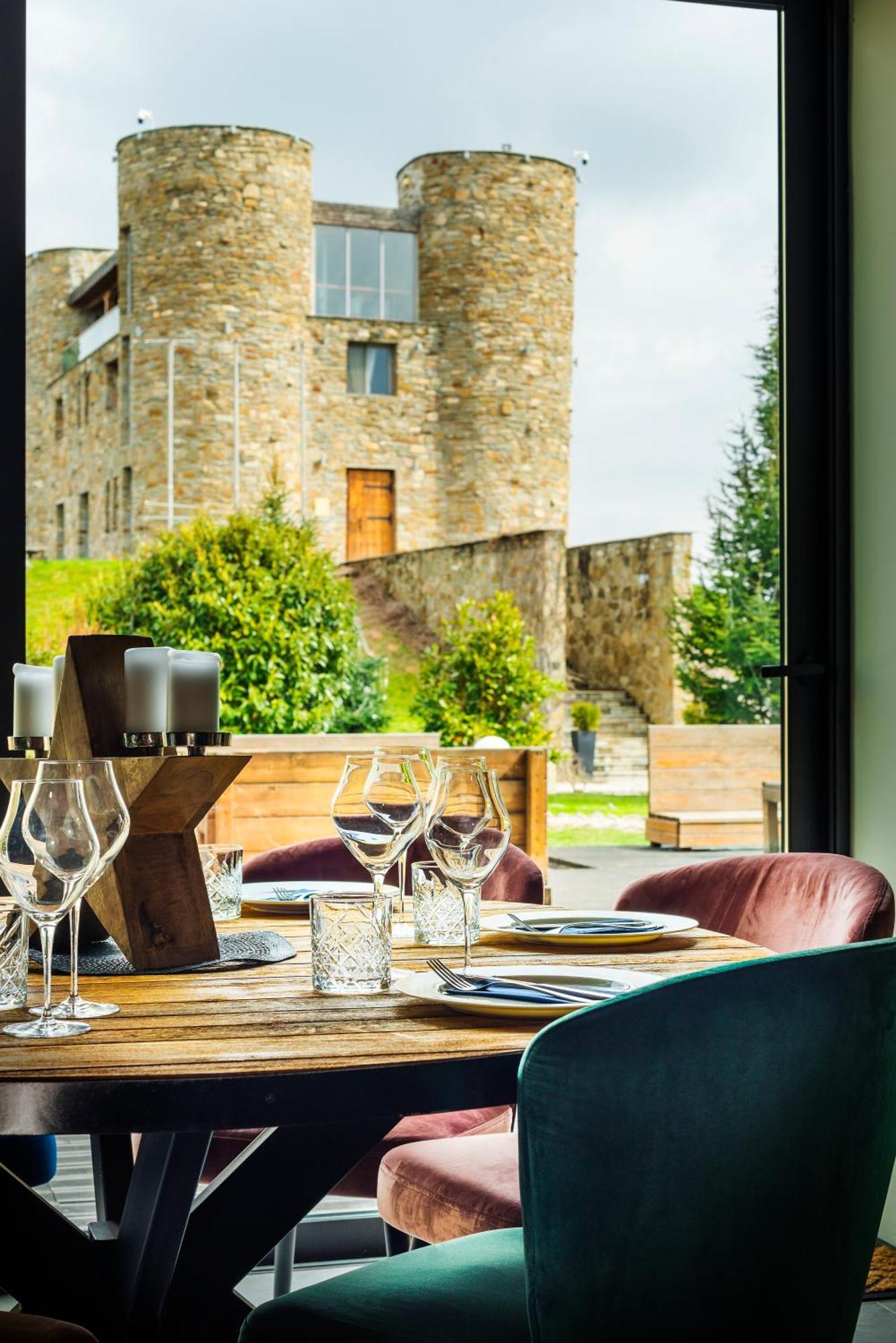 Hotel Chateau Copsa Complex